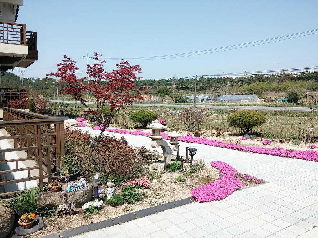 Starlight Journey Pension Gyeongju Exterior photo